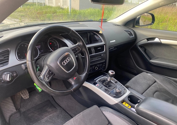 Audi A5 cena 21000 przebieg: 360000, rok produkcji 2009 z Wrocław małe 106